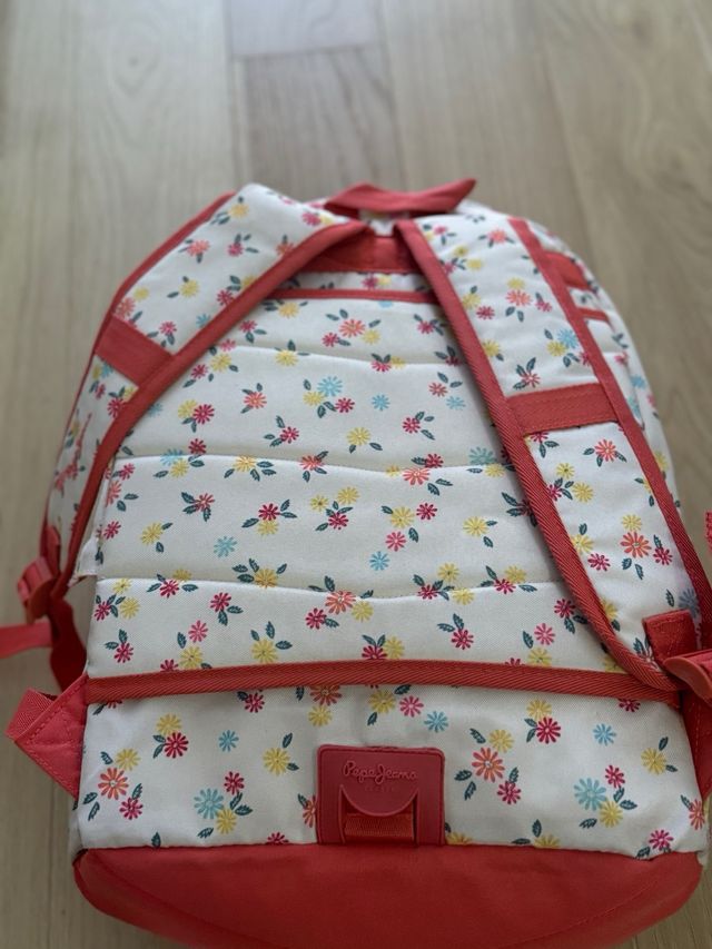 Mochila con carrito niña