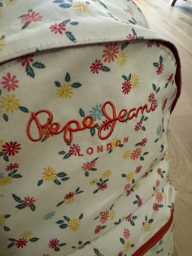 Mochila con carrito niña