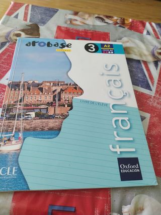 Libro de francés. Arobase nouveau A2