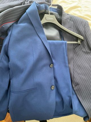 Traje azul hombre Zara