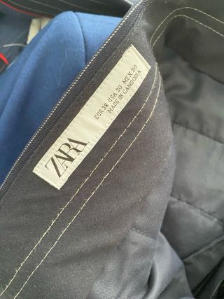 Traje azul marino hombre Zara