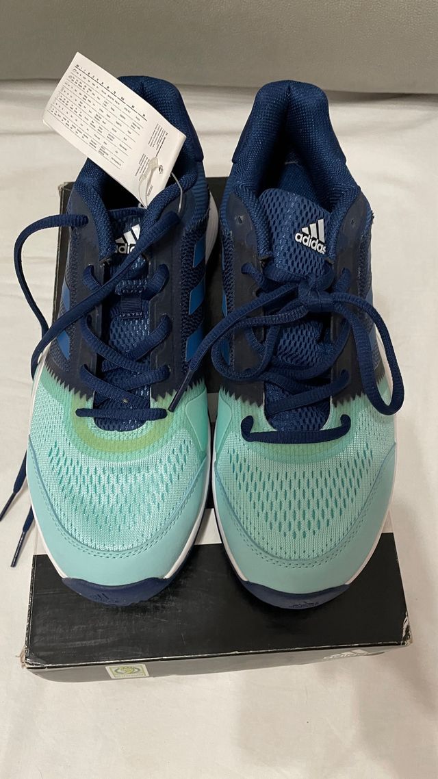 Zapatillas adidas performance talla 41 y medio