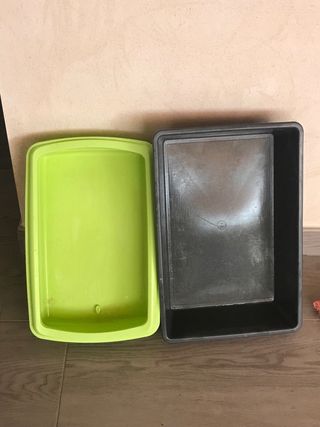 Venta de dos Areneros para gatos.