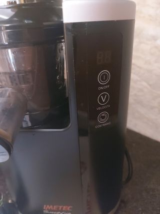 Estrattore di succo Imetec