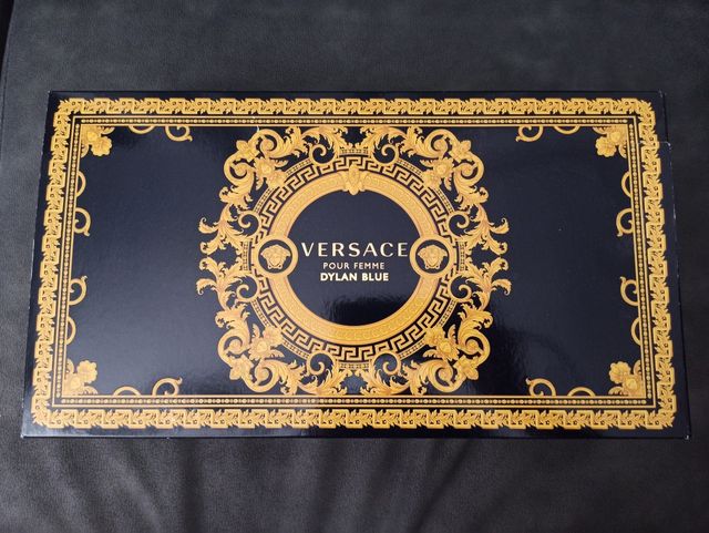Caja Versace sin estrenar