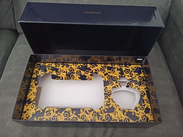 Caja Versace sin estrenar