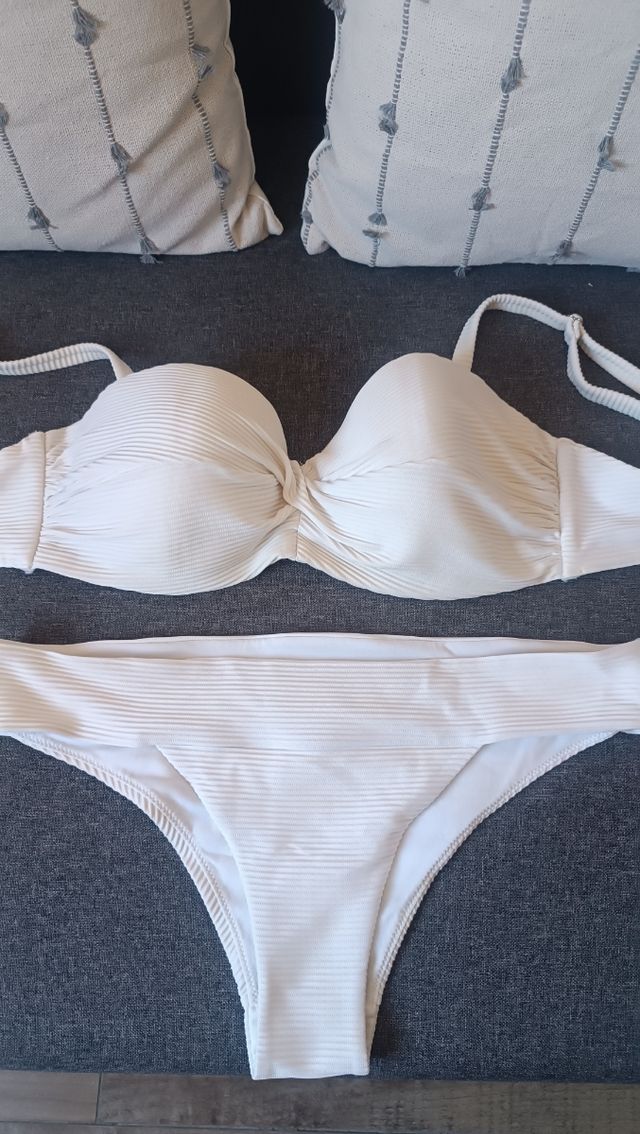 Bikini blanco 95C