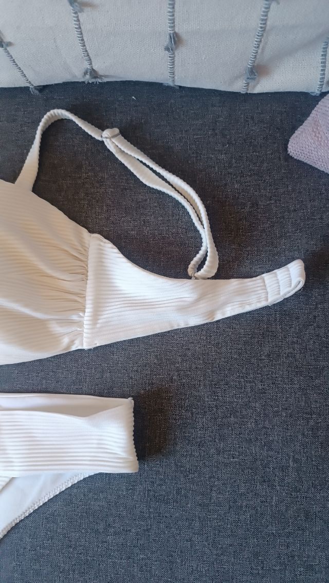 Bikini blanco 95C