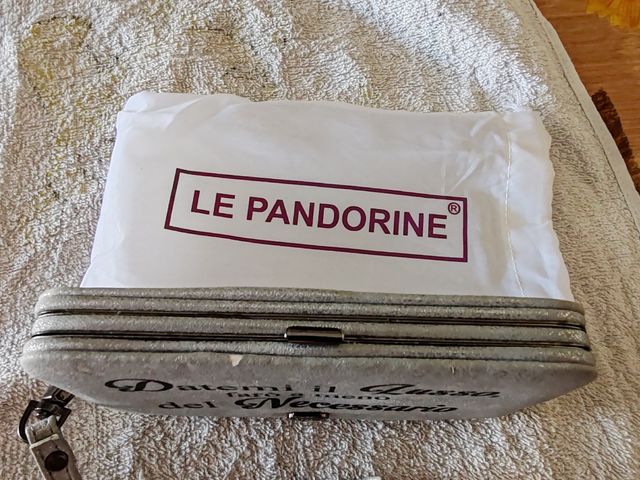 Portacellure o porta tutto