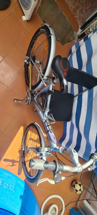 Bicicleta paseo cambio Shimano