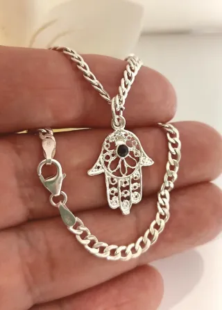 Pulsera Mano De Fátima De Plata De Ley 925