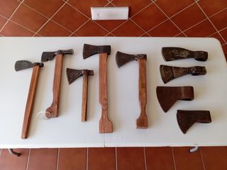 APEROS ANTIGUOS RESTAURADOS. DECORACIÓN AGRÍCOLA.