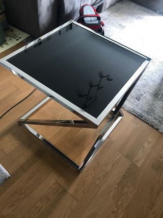 Mesa auxiliar acero y cristal