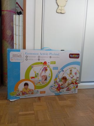 Gimnasio de bebe, manta de actividades