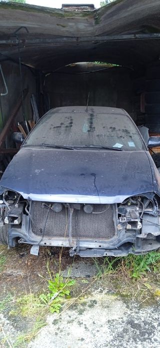 Toyota Avensis 2002