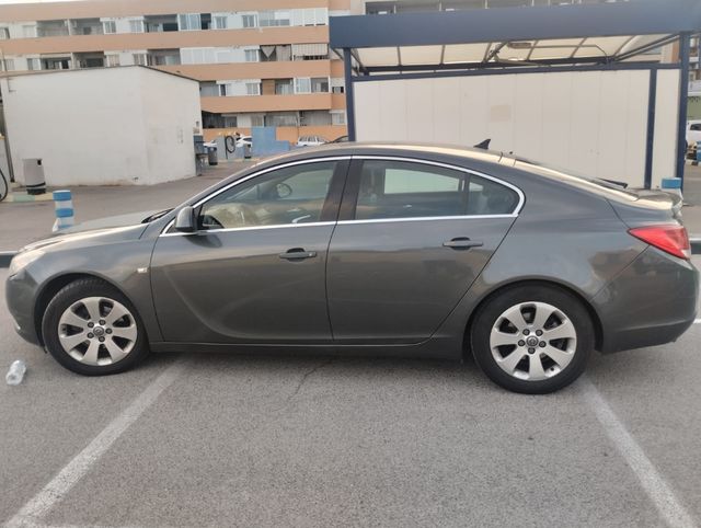 Opel Insignia 2010