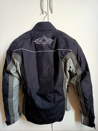 Chaqueta moto mujer. Talla M.