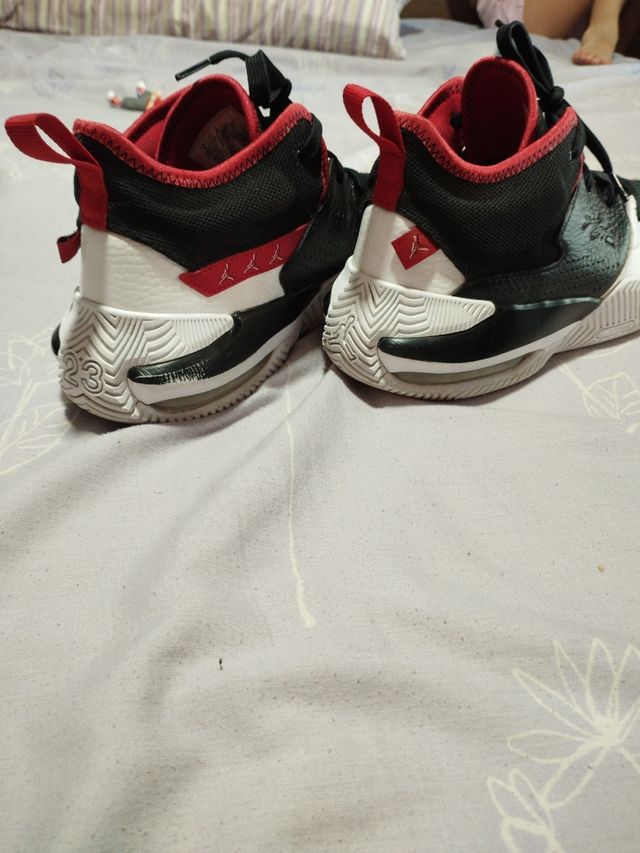 ZAPATILLAS JORDAN STAY LOYAL 2 