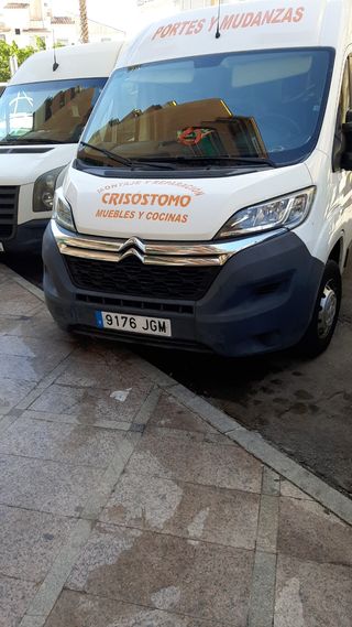 Portes y mudanzas 