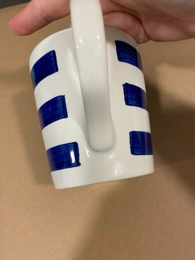 Taza pintada a mano