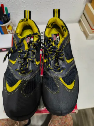 Zapatos de seguridad cofra 39