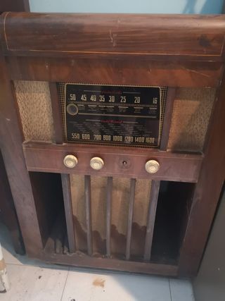 Mueble radio antiguo vintage