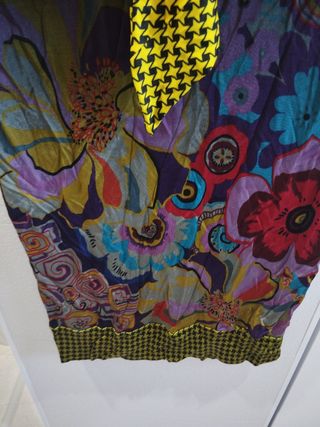 Camisola ,vestido de Custo Barceló