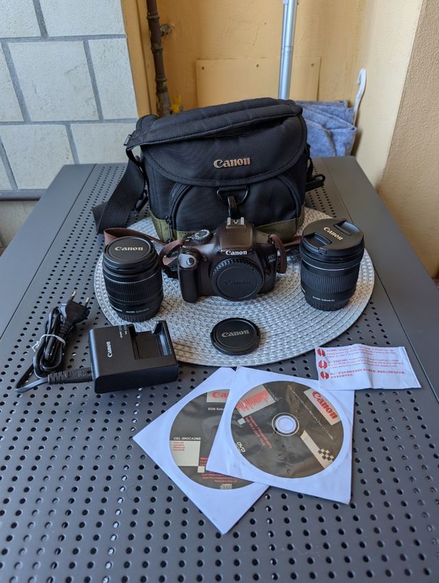 Kit Canon 1100D marrone + 10-18 mm