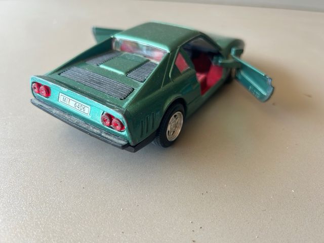 Maqueta ferrari gto 1/24