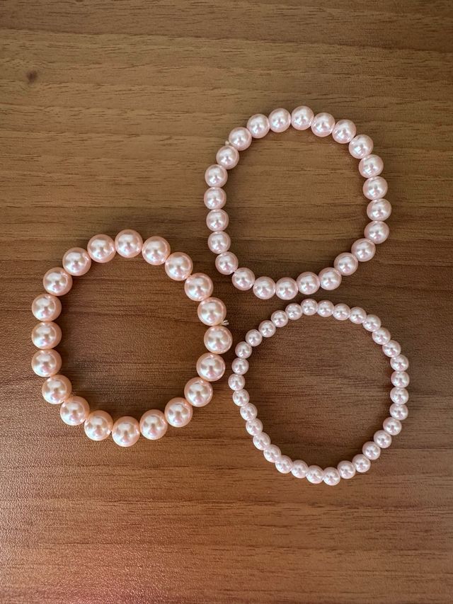 Bracciali di perle rosa