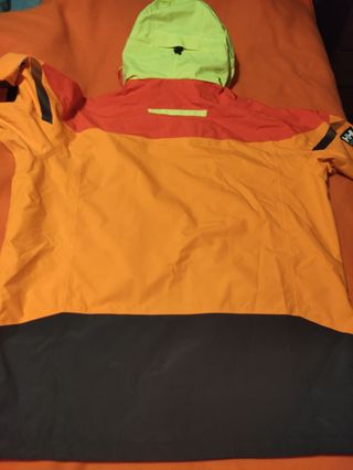 CHAQUETA HELLY HANSEN