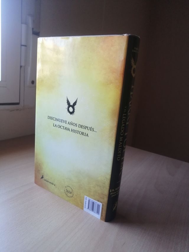LIBRO "HARRY POTTER Y EL LEGADO MALDITO
