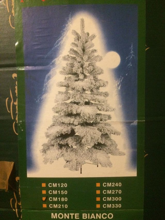 árbol de navidad nevado 