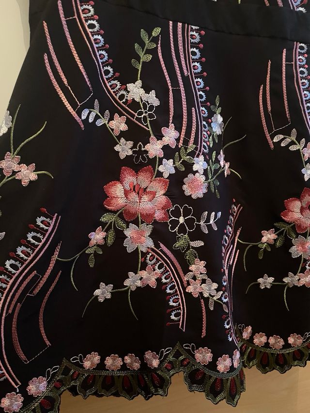 Vestido bordado Sfera