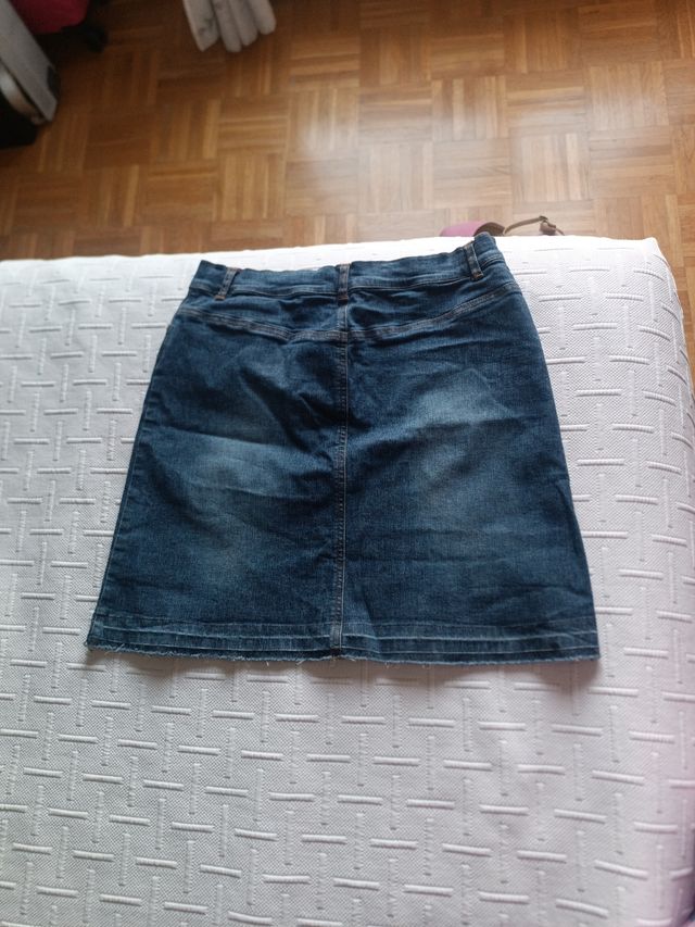 Minifalda vaquera elástica 