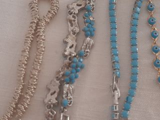 Varie braccialetti ...10 euro