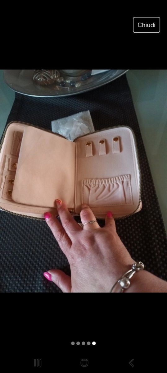 Portagioie da viaggio Carpisa