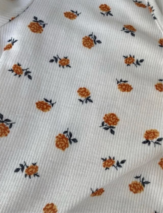 Crop top SHEIN flores M