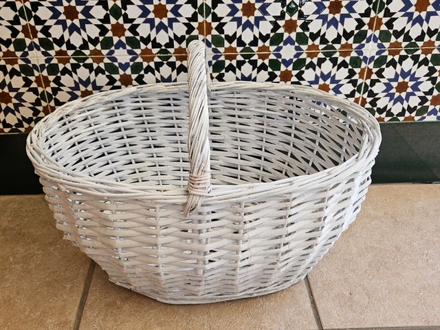 Cesta mimbre color blanco