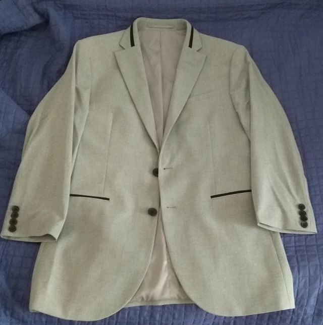 Americana o blazer gris de hombre