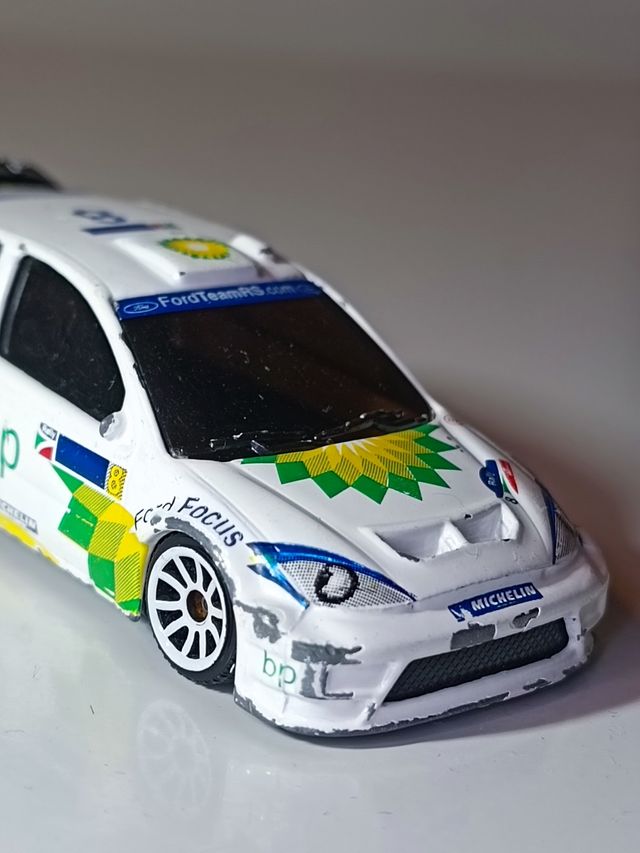 FORD FOCUS WRC 1/64 MAJORETTE