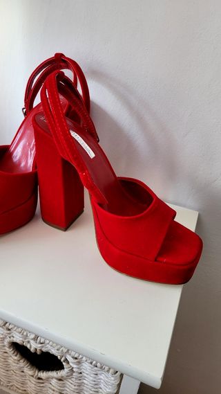 Tacones rojos