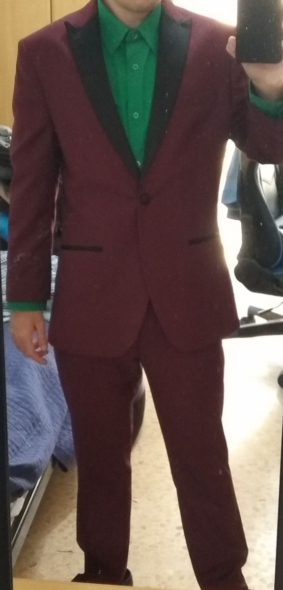 Traje esmoquin vino de hombre