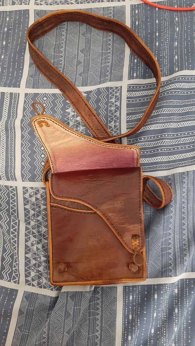 bolso de piel hecho a mano de Marruecos