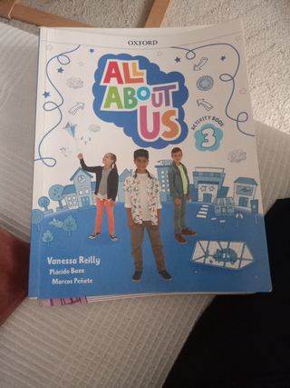 Libro de inglés, All about us, Oxford.