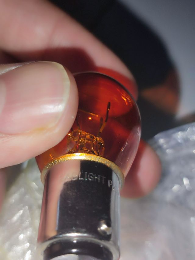 Bombillas luces intermitentes moto / coche