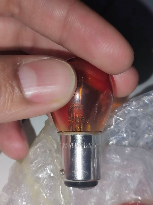 Bombillas luces intermitentes moto / coche