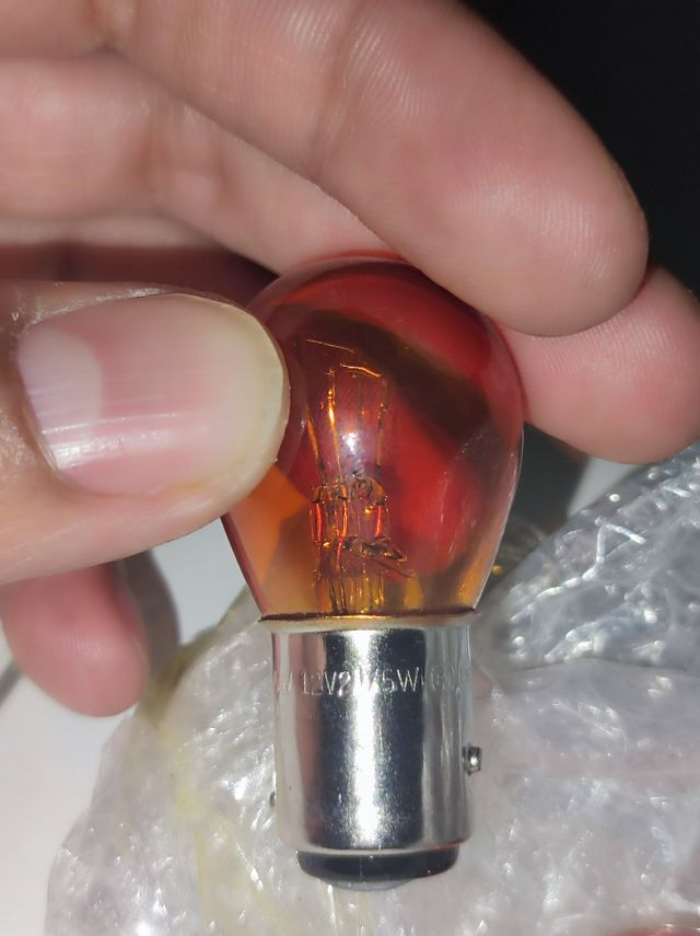 Bombillas luces intermitentes moto / coche