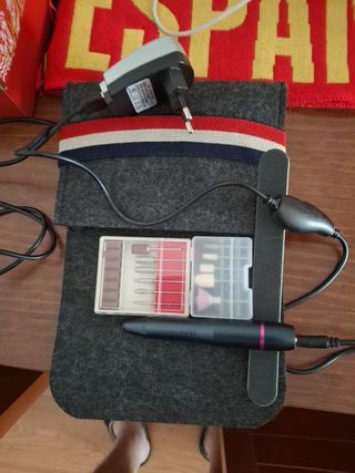 Dremel con 11 puntas