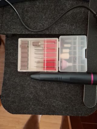 Dremel con 11 puntas